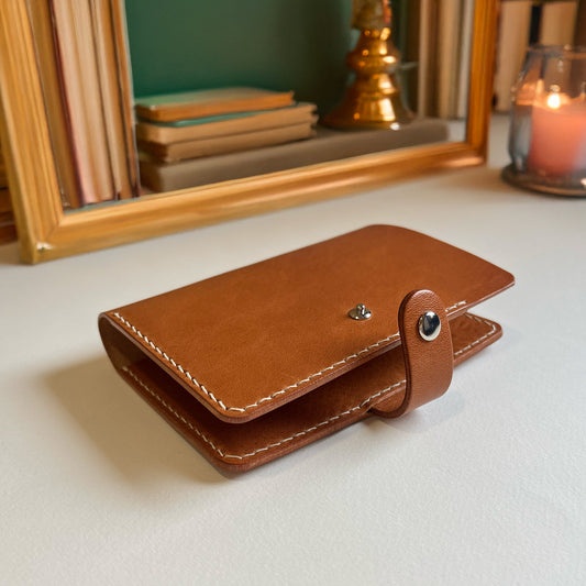 Urban 皮革護照夾 琥珀色