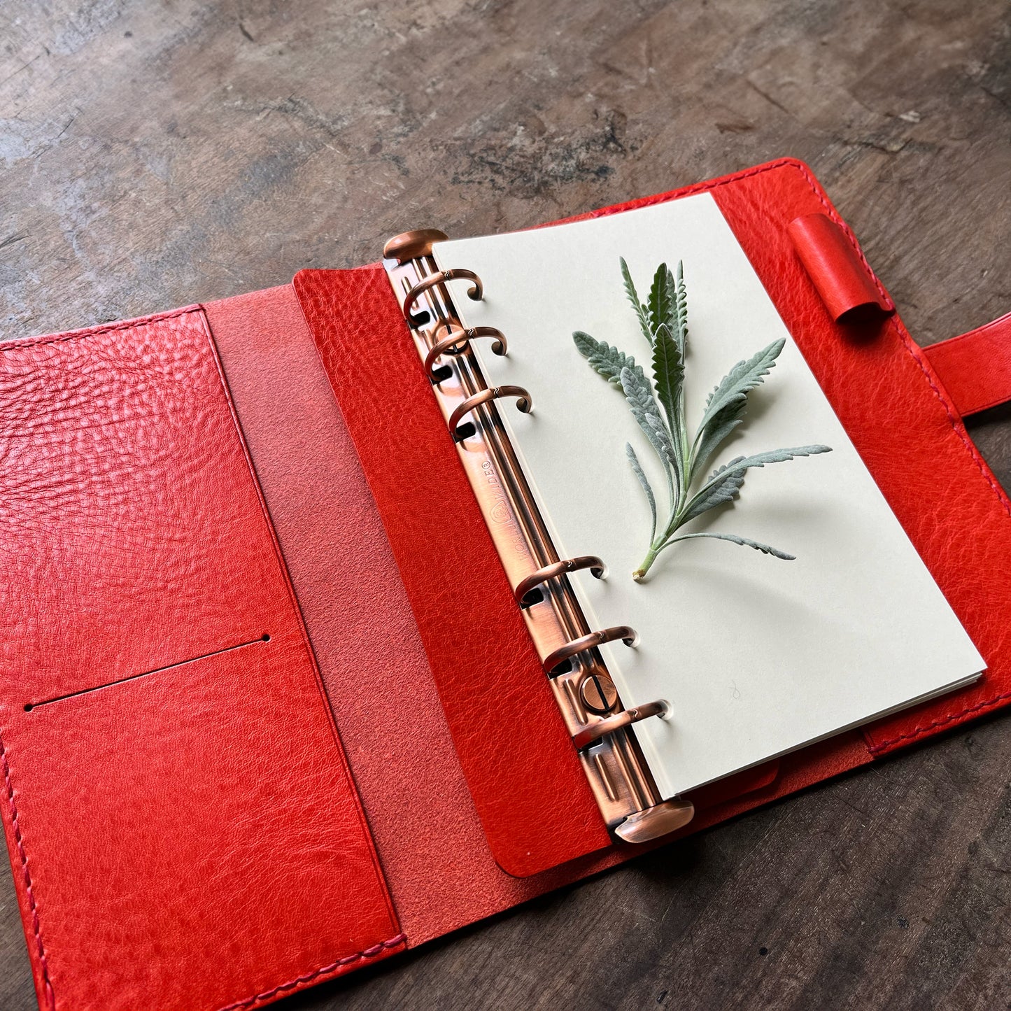 Kyoto A6 皮革六孔活頁筆記本封套 皇家玫瑰紅