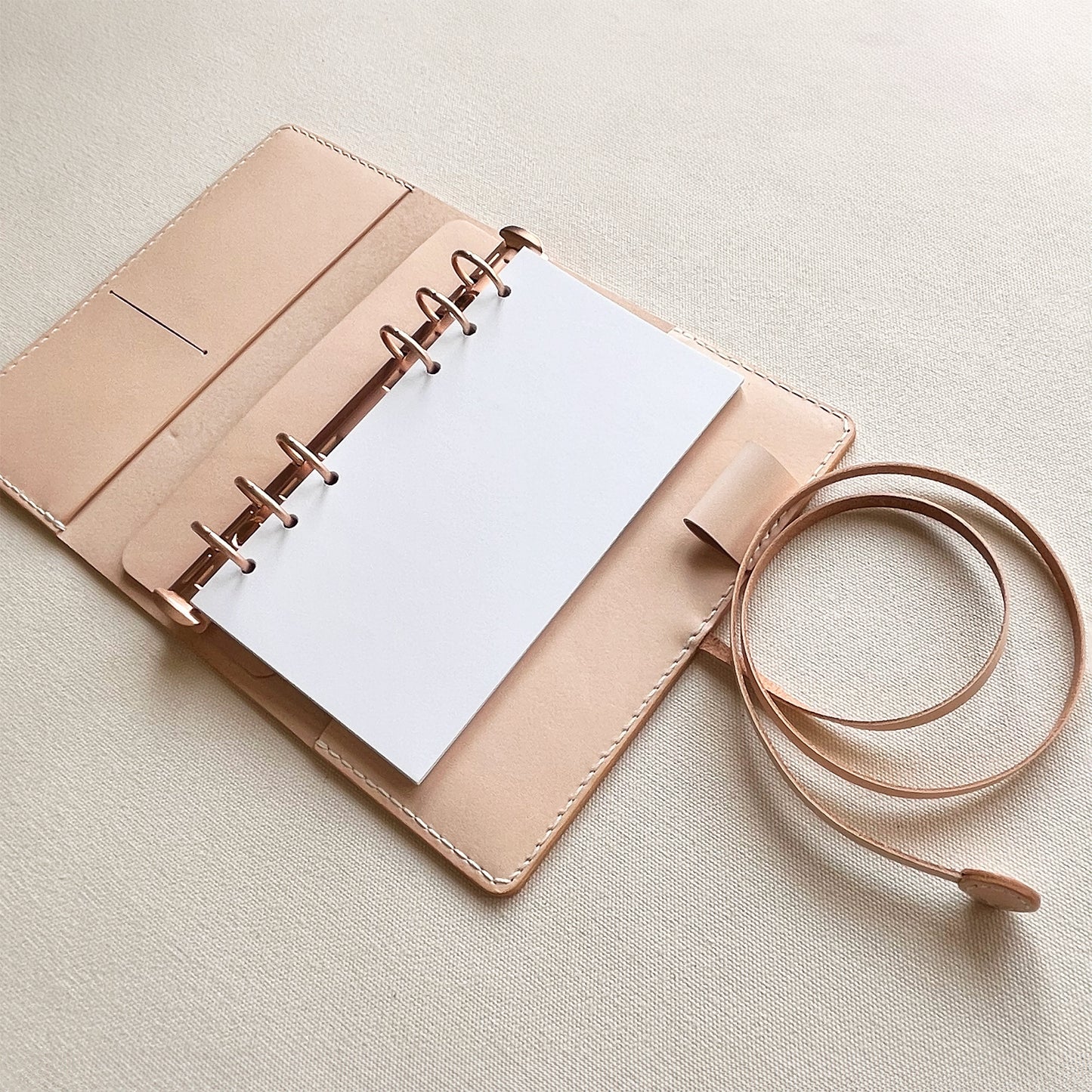 翡冷翠 A6 皮革六孔活頁筆記本封套 橡木白