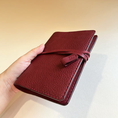 艾曼紐 A6 皮革筆記本封套 酒紅色