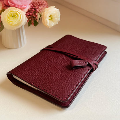 艾曼紐 A6 皮革筆記本封套 酒紅色