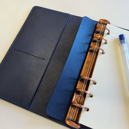 艾曼紐 A6 皮革六孔活頁筆記本封套 航海藍