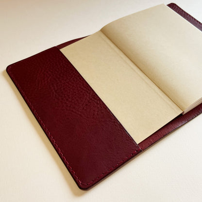 艾曼紐 A6 皮革筆記本封套 酒紅色