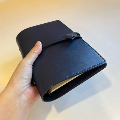 艾曼紐 A6 皮革六孔活頁筆記本封套 航海藍