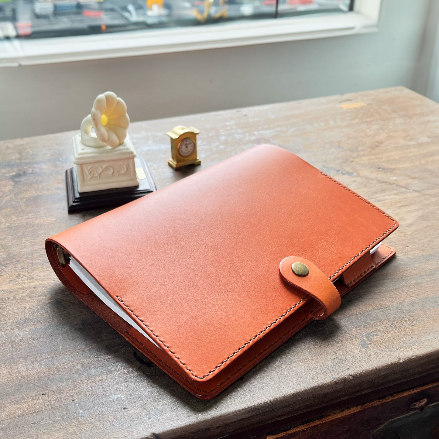 Accademia A5 皮革六孔活頁筆記本|手帳  橡木果實棕