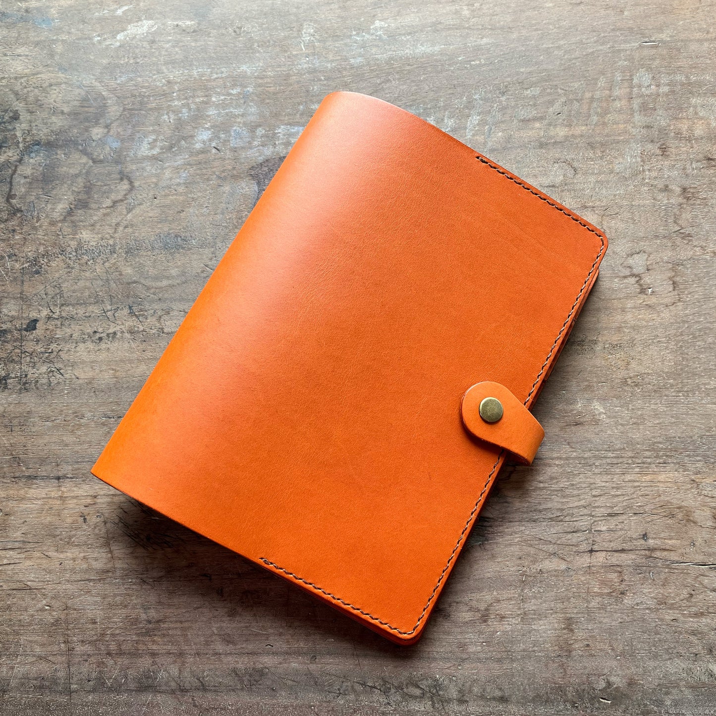 Accademia A5 皮革六孔活頁筆記本|手帳  橡木果實棕