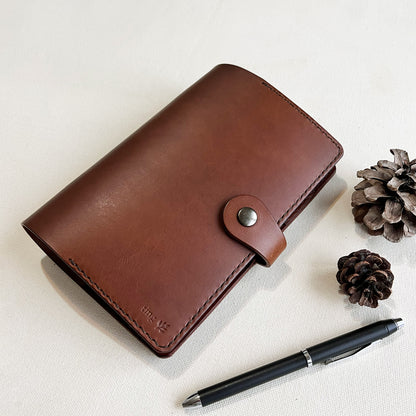 Accademia A6 皮革六孔活頁筆記本封套 秋栗色