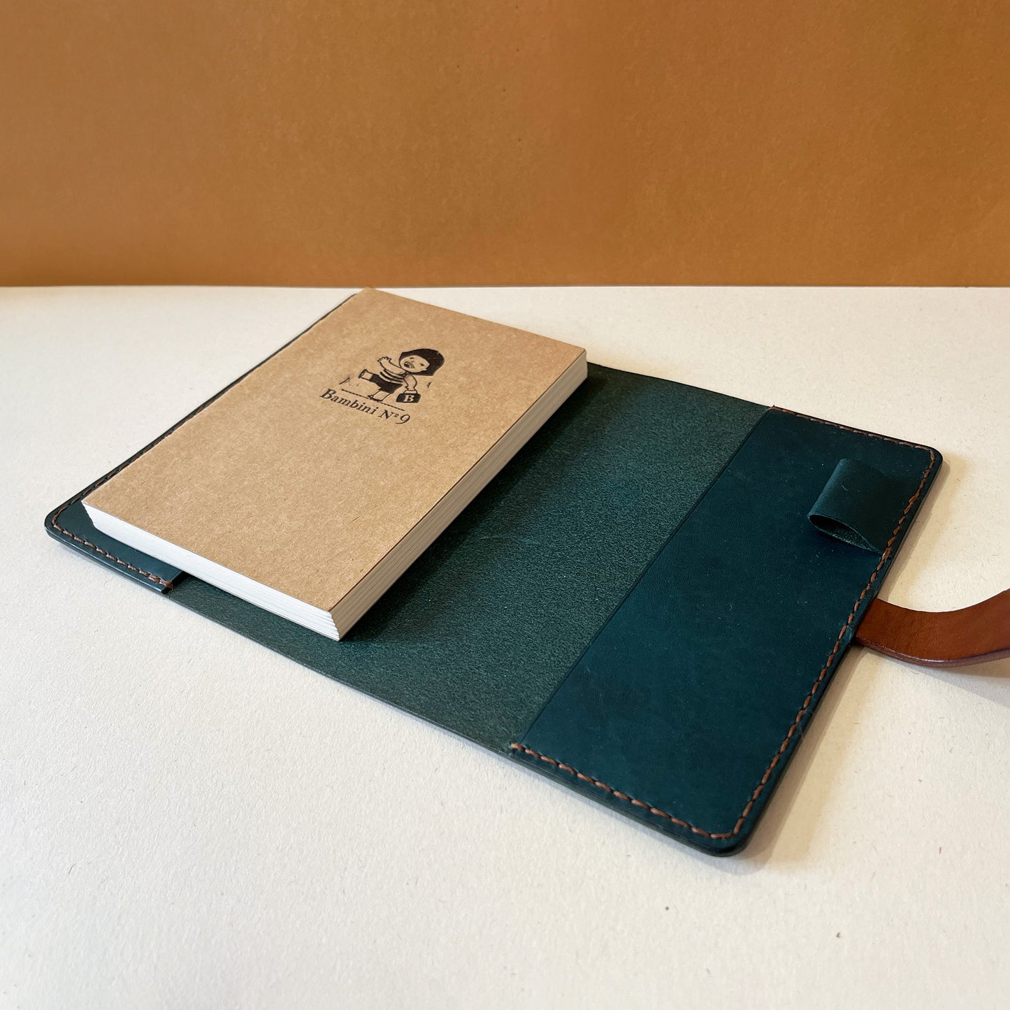 Accademia A6 皮革筆記本封套 森青色