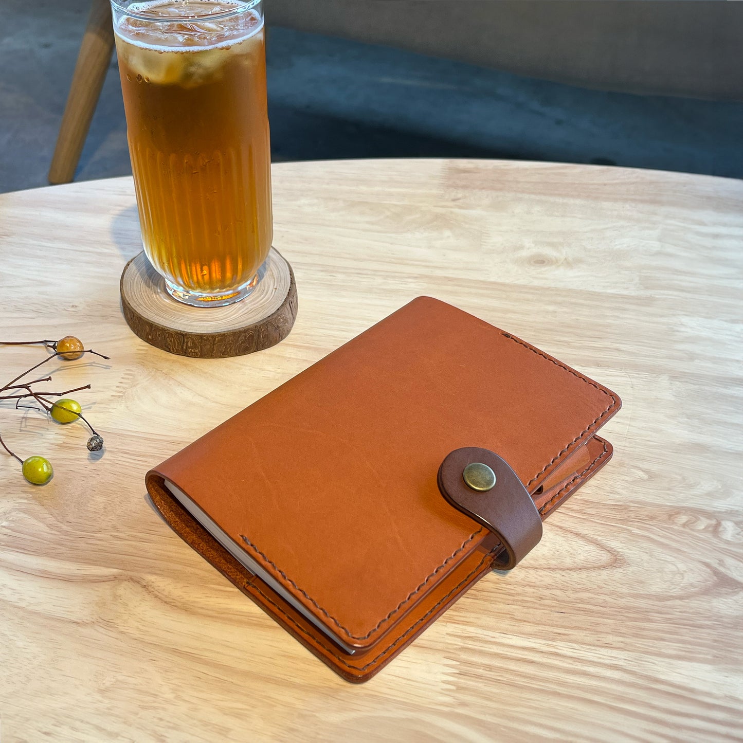 Accademia A6 皮革筆記本封套 橡木果實棕