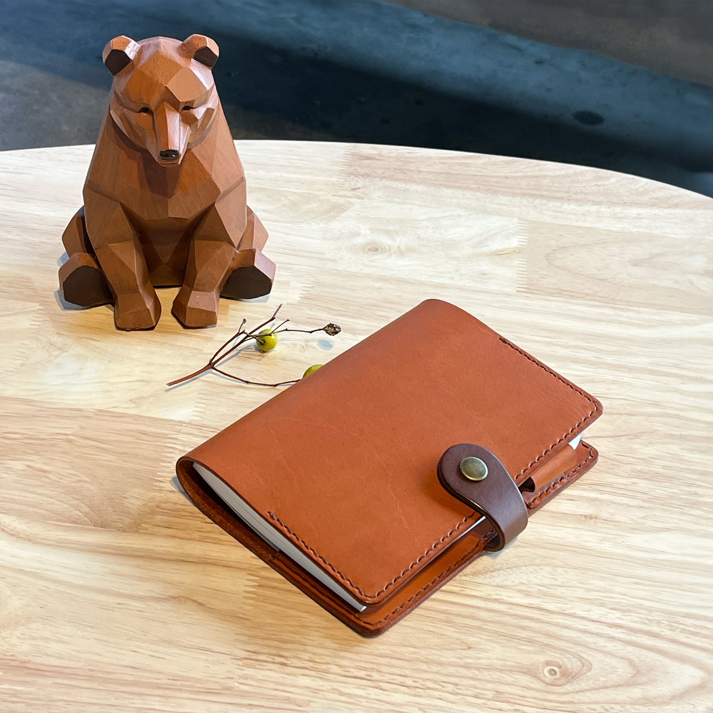 Accademia A6 皮革筆記本封套 橡木果實棕