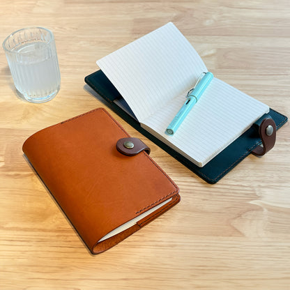 Accademia A6 皮革筆記本封套 橡木果實棕