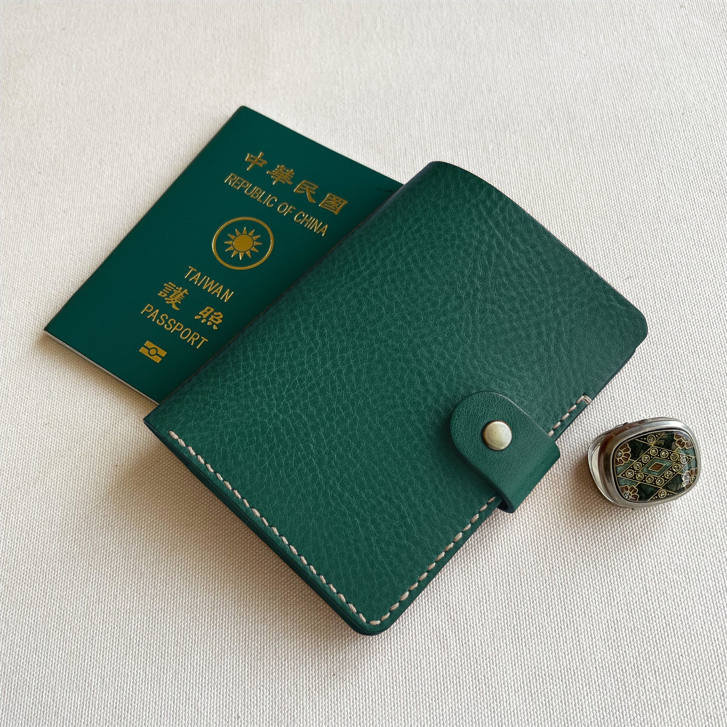 Granada  皮革護照夾  太妃糖/皇家玫瑰紅/綠洲