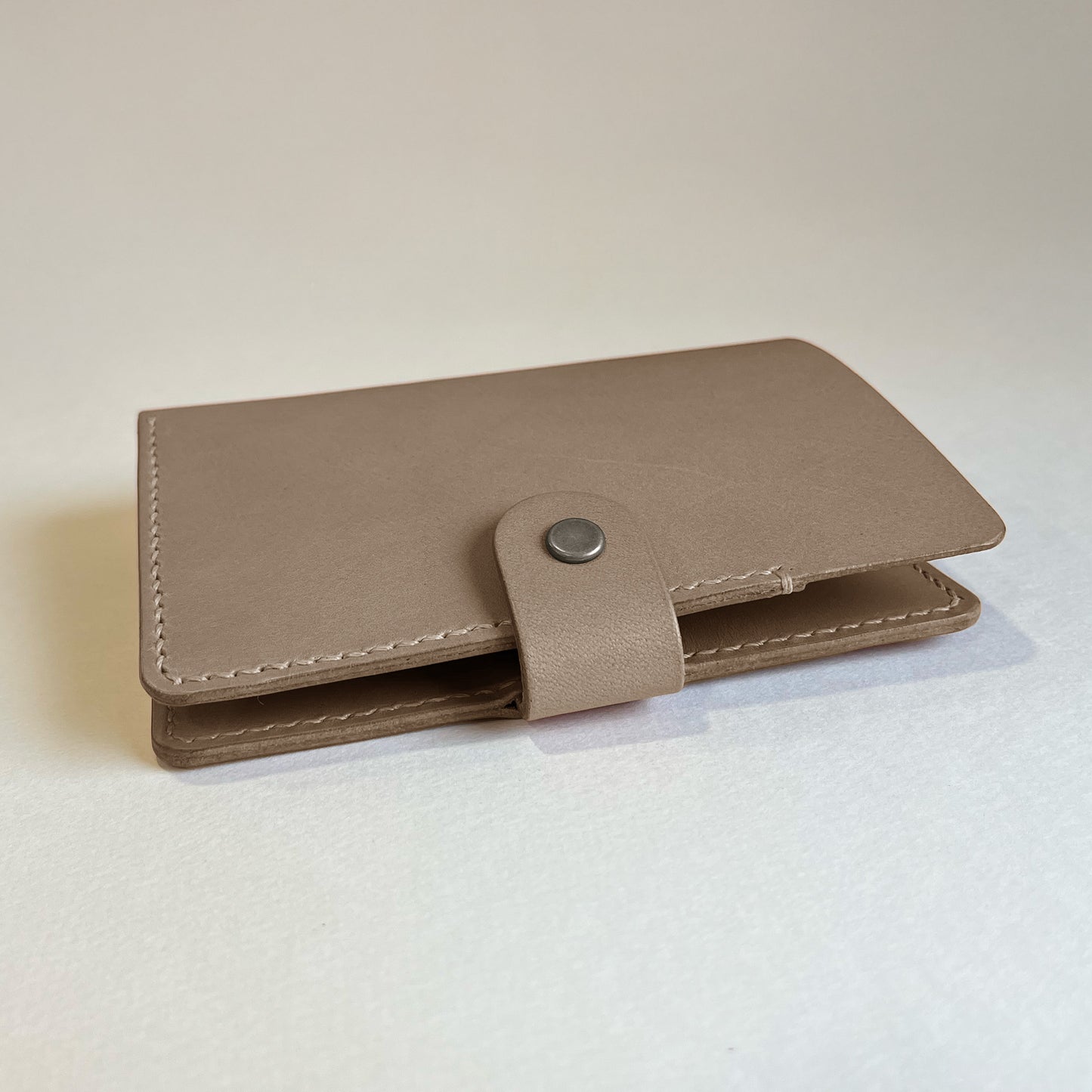 Granada  皮革護照夾/護照套/植鞣革 -岩灰色/海軍藍