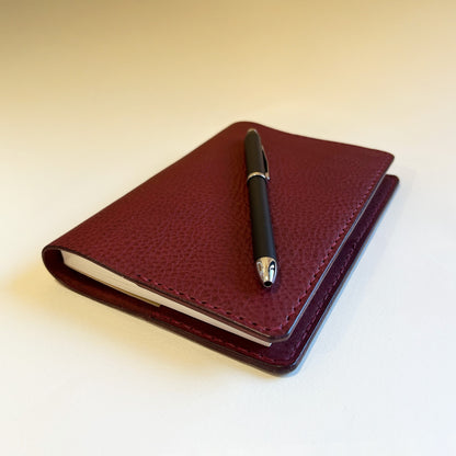 Journey A6 皮革筆記本封套 酒紅色