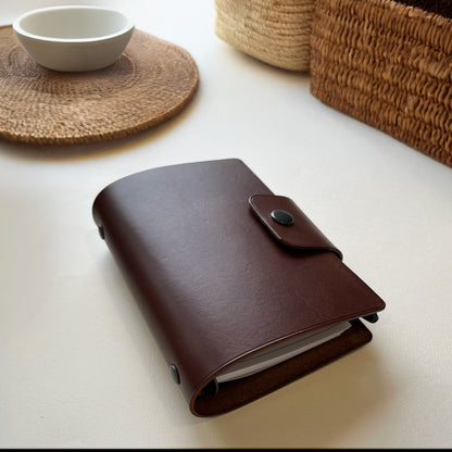 Madrid A7 皮革六孔活頁筆記本封套  焦糖棕/ 可可色