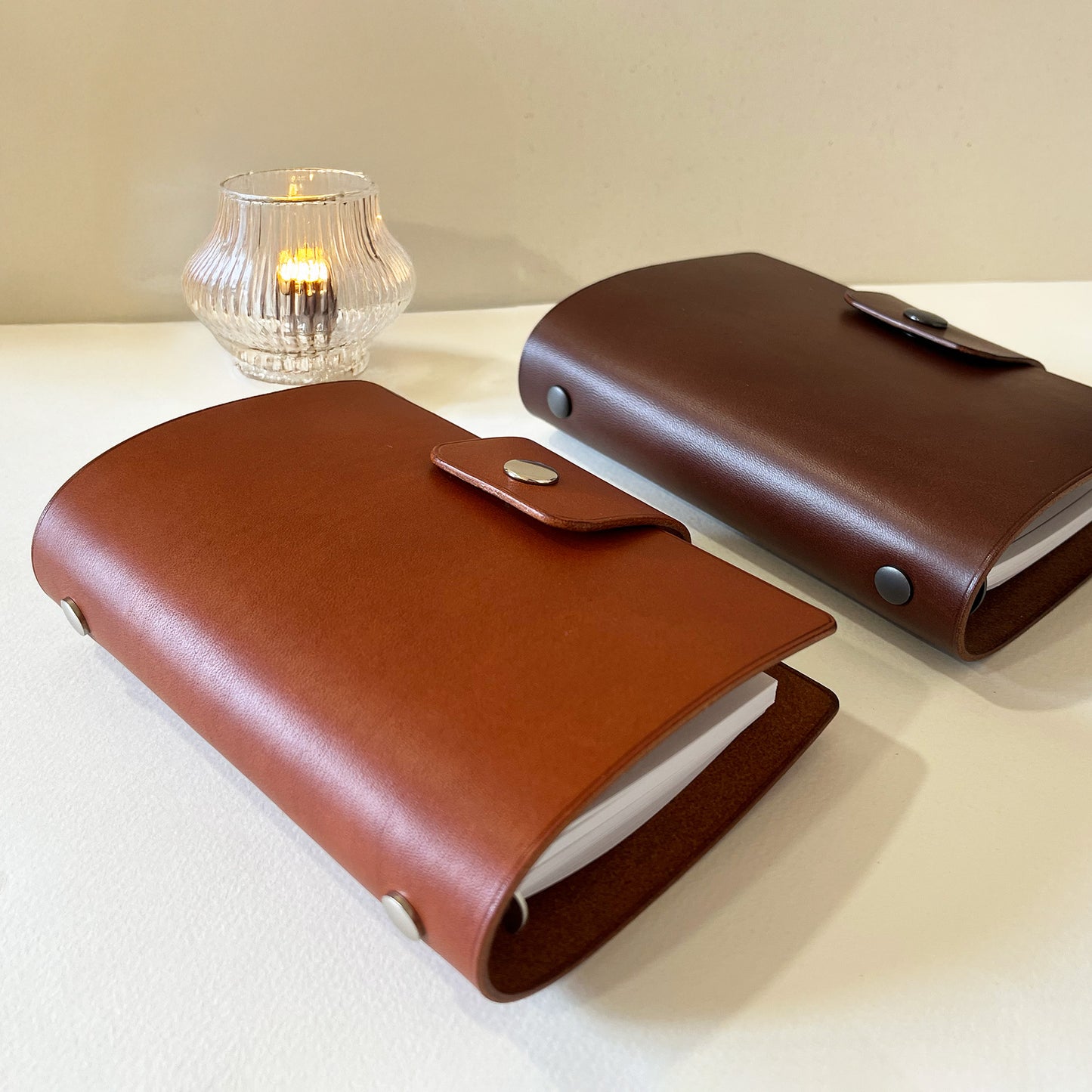 Madrid A7 皮革六孔活頁筆記本封套  焦糖棕/ 可可色