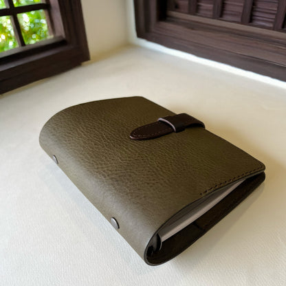 Oliver A6 皮革六孔活頁筆記本封套  橄欖綠 NEW