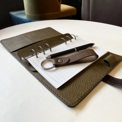 Oliver A6 皮革六孔活頁筆記本封套  橄欖綠 NEW