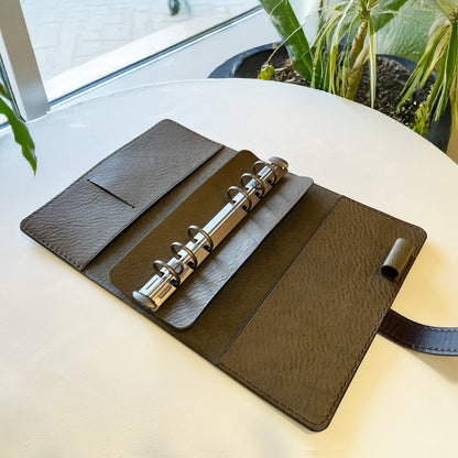 Oliver A6 皮革六孔活頁筆記本封套  橄欖綠 NEW