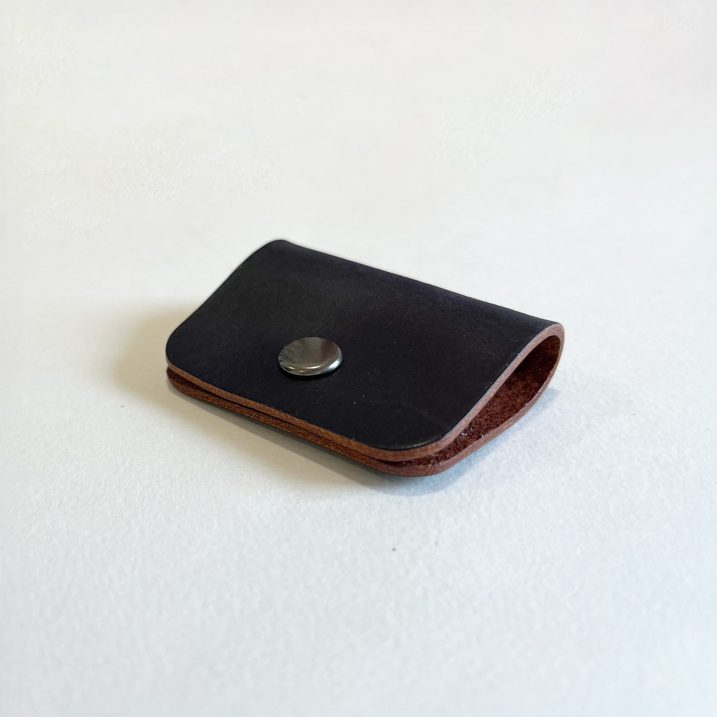 Reader 皮革集線器  Art 系列 /電線收納/植鞣革