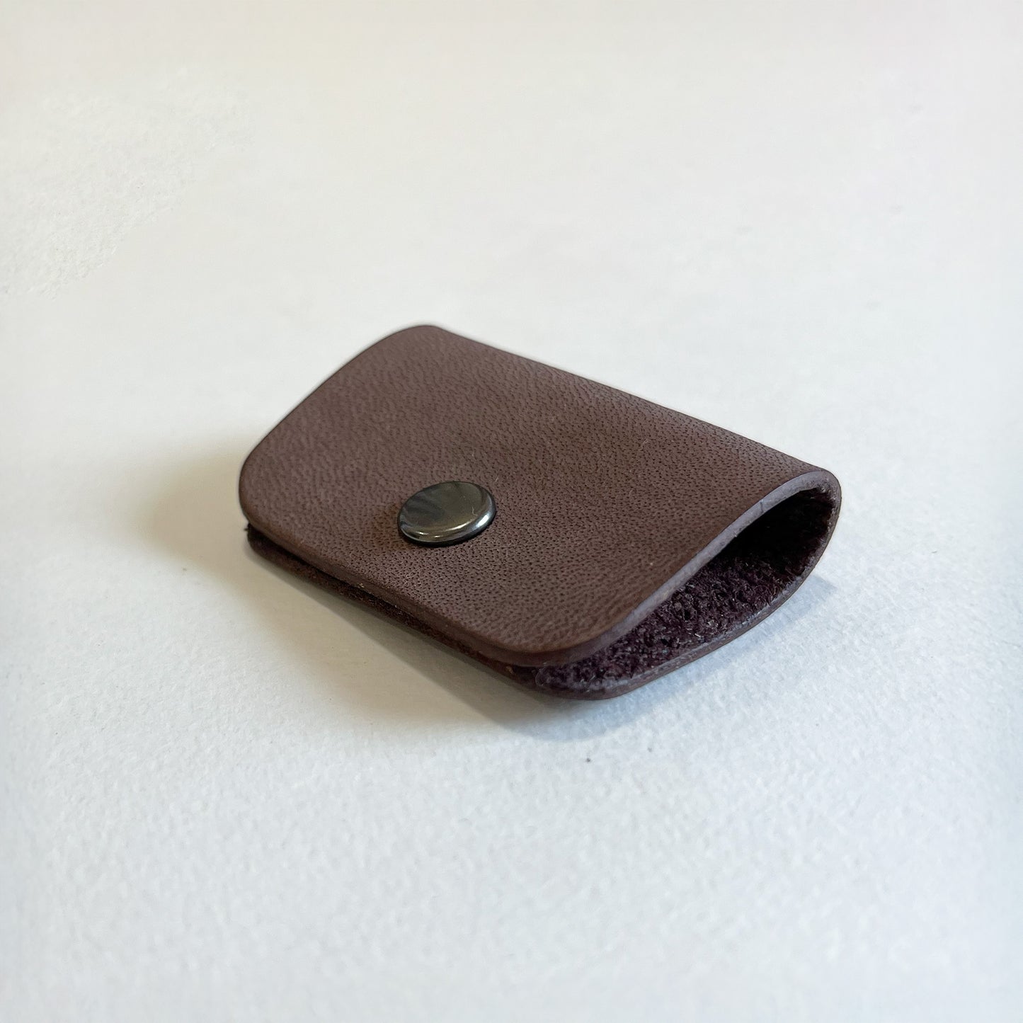 Reader 皮革集線器  Art 系列 /電線收納/植鞣革