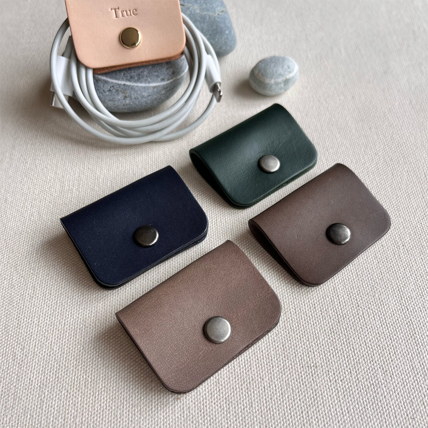 READER  皮革集線器/電線收納