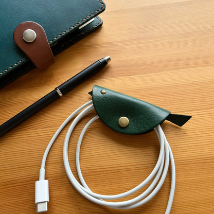 Uccelli 小飛鳥皮革集線器