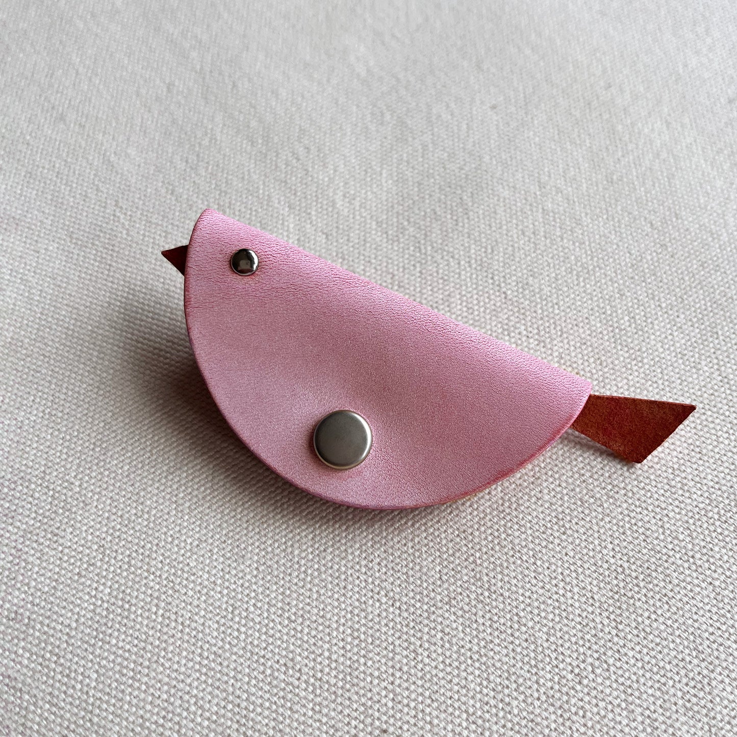 Uccelli 小飛鳥皮革集線器