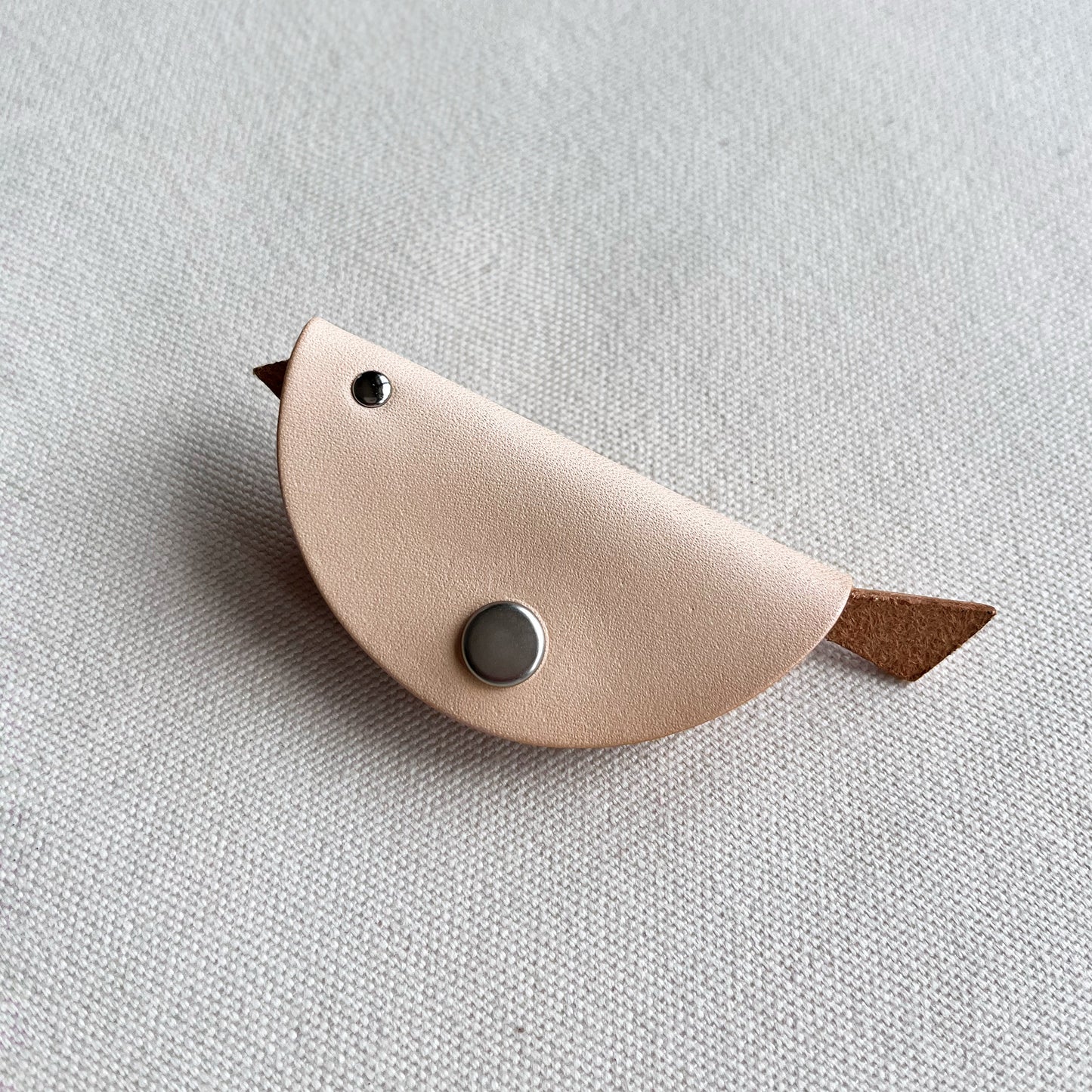 Uccelli 小飛鳥皮革集線器