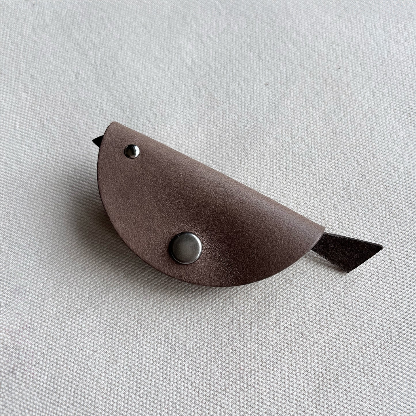 Uccelli 小飛鳥皮革集線器