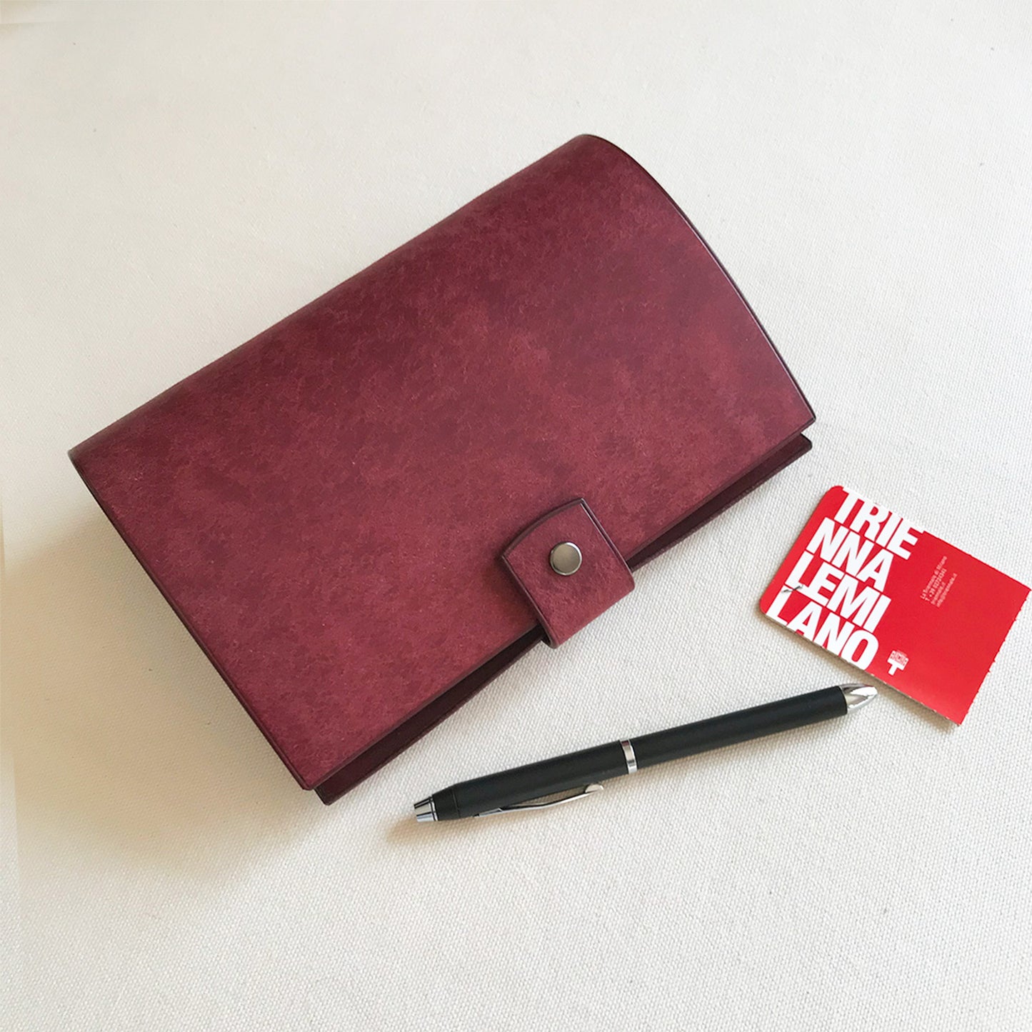 Uffizi A6 皮革六孔活頁筆記本封套 古典紅絲絨