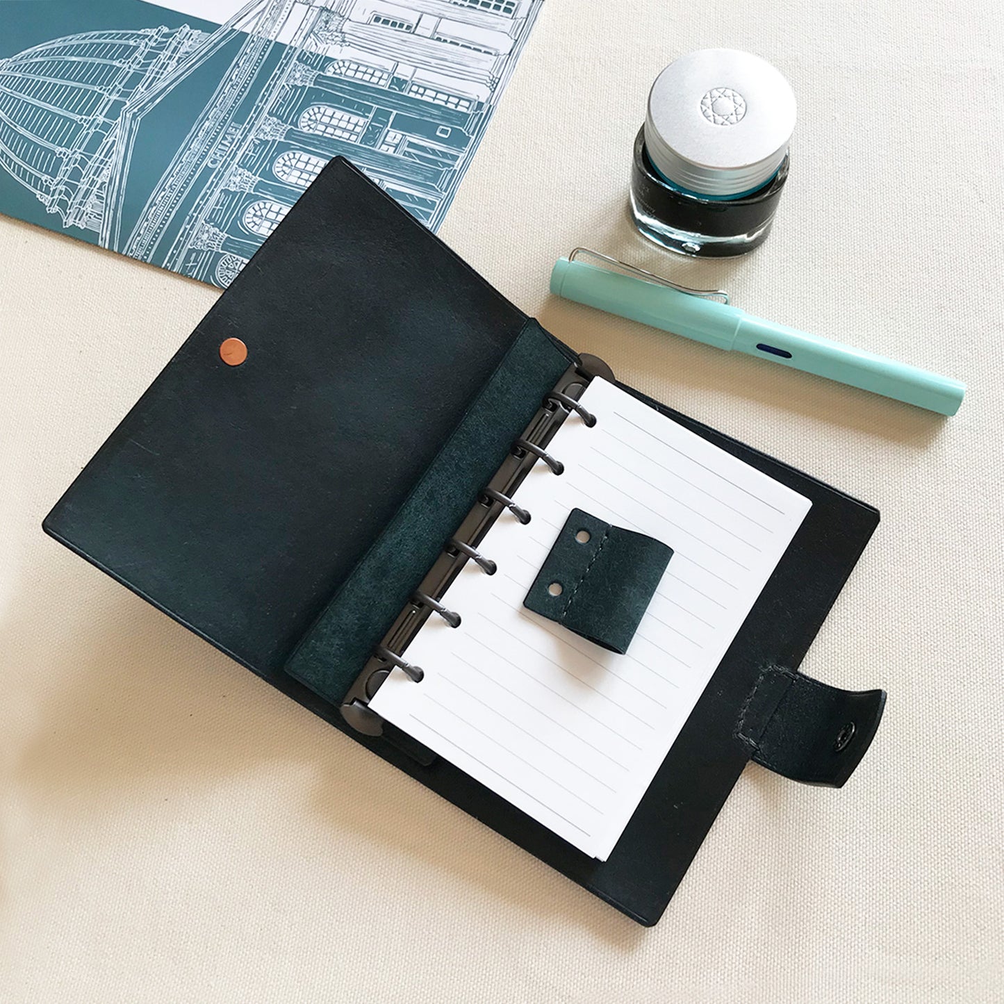 Uffizi A7 皮革六孔活頁筆記本封套