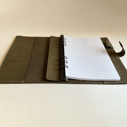 Urban A5 皮革六孔活頁筆記本|手帳  橄欖綠