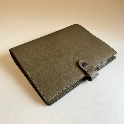 Urban A5 皮革六孔活頁筆記本|手帳  橄欖綠