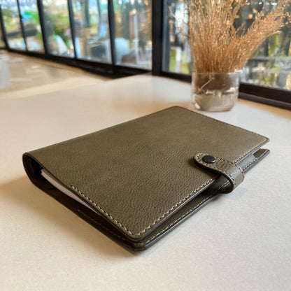 Urban A5 皮革六孔活頁筆記本|手帳  橄欖綠