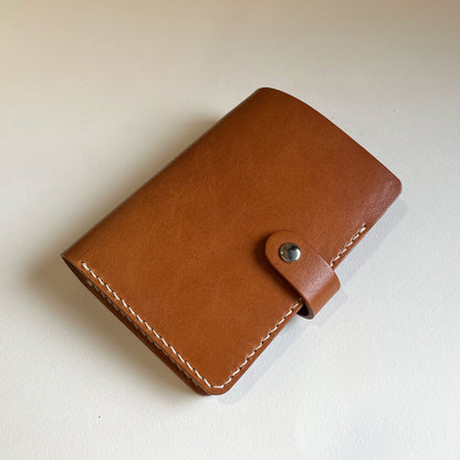 Urban 皮革護照夾 琥珀色